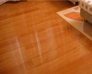 木地板如何保养打蜡？